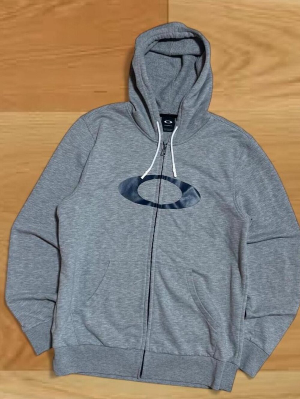 Grey Center Hit hoodie